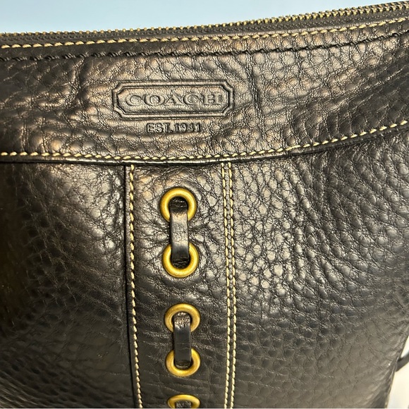 COACH 10399 Black pebbled leather adjustable strap heavy duty brass hardware - Picture 2 of 8